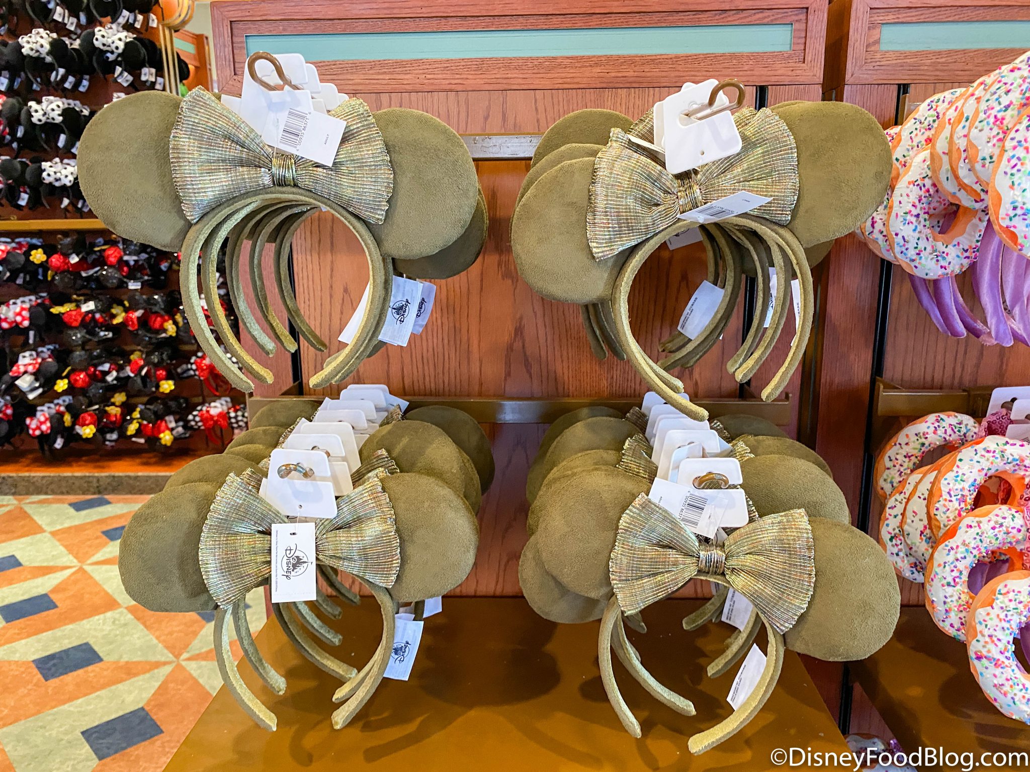 Minnie Ears That Literally Match EVERYTHING Just Dropped in Disney ...