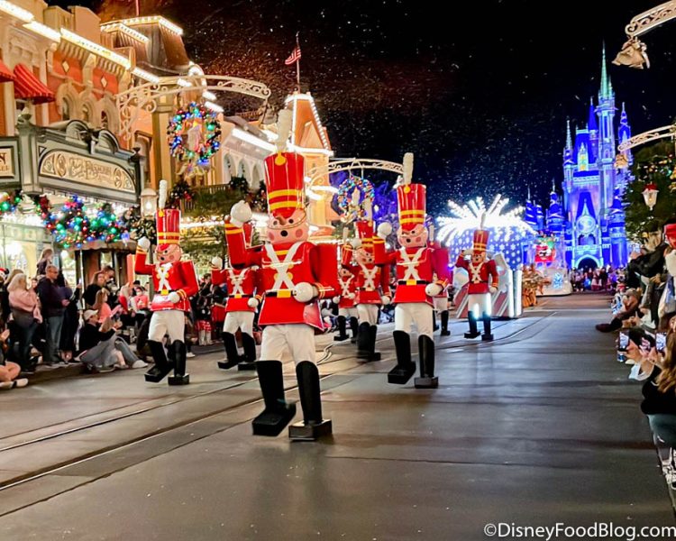 2021 wdw magic kingdom christmas very merriest after hours ...