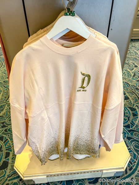 DLR - Spirit Jersey Disneyland Resort Gold Foil Castle Cream