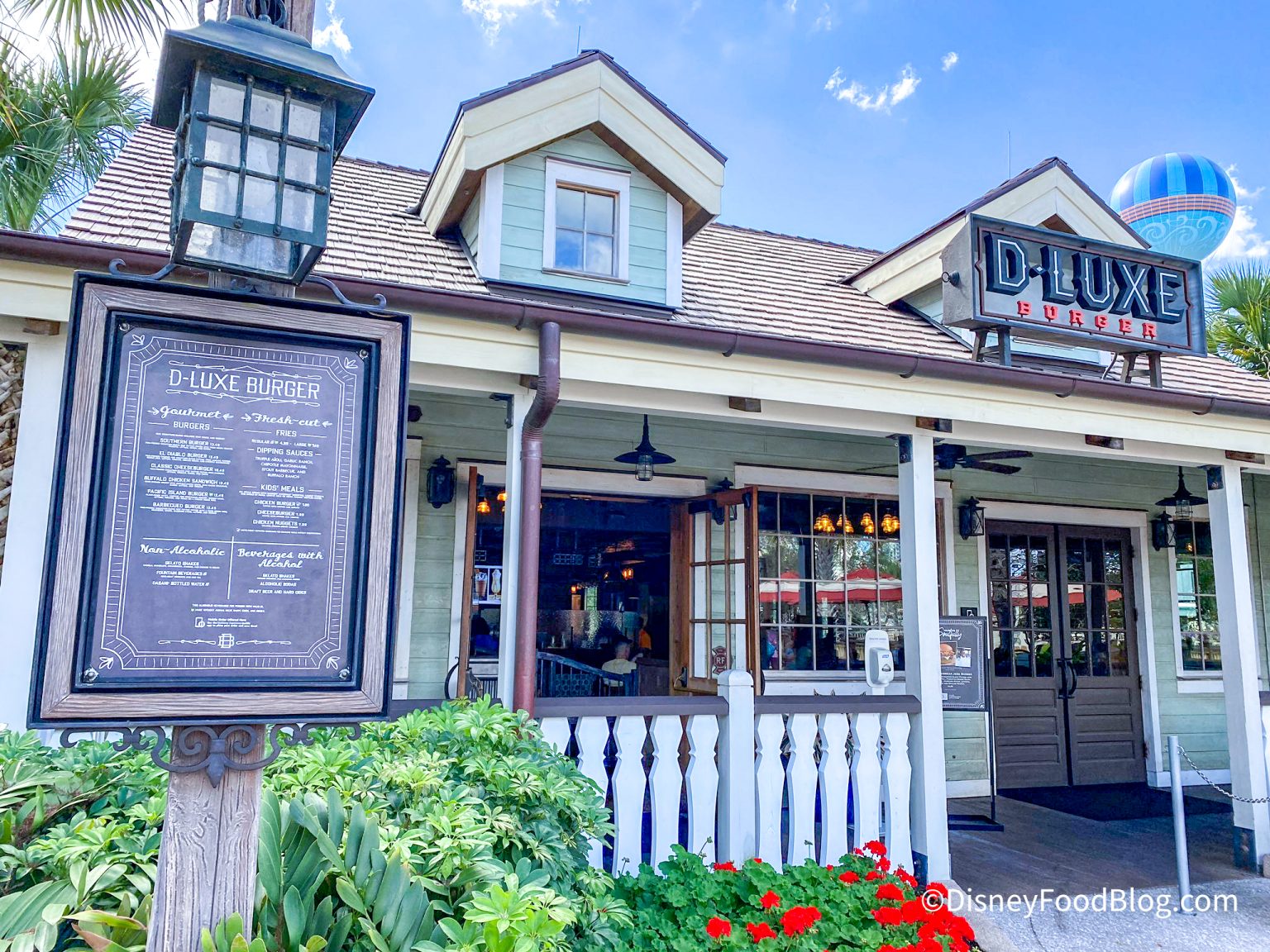 REVIEW: Is There TOO Much Going on With Disney World's New Burger ...