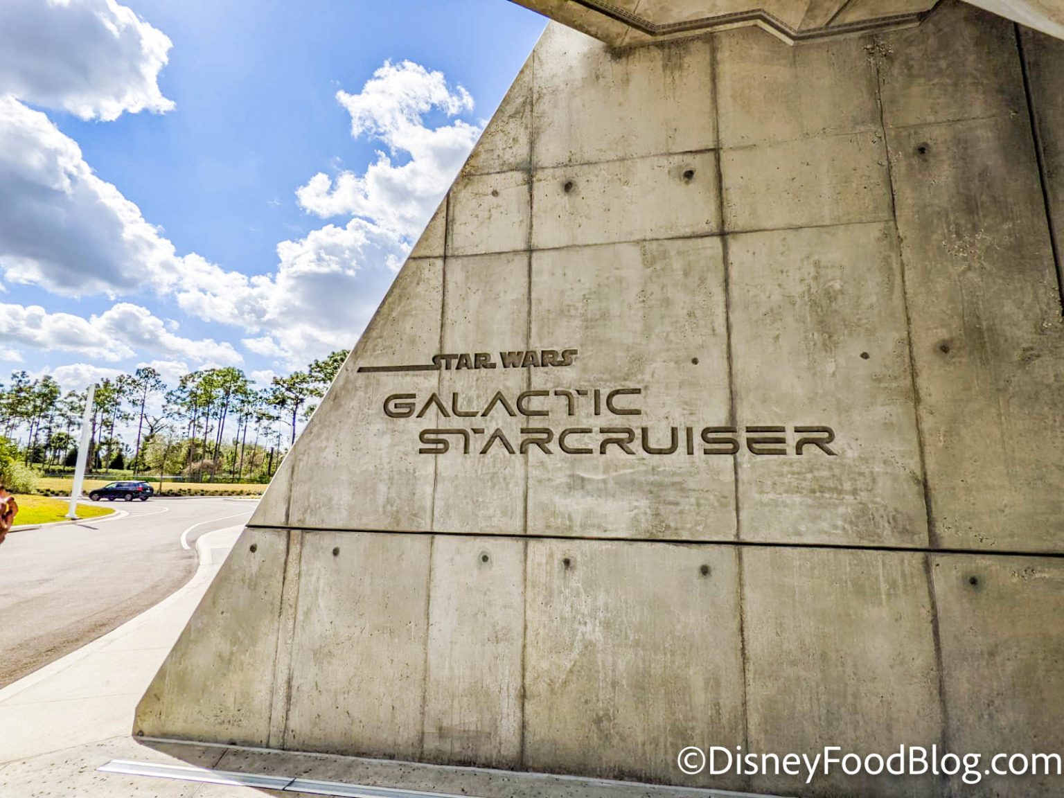 Everything You'll Pay EXTRA For at the Star Wars Hotel in Disney World ...