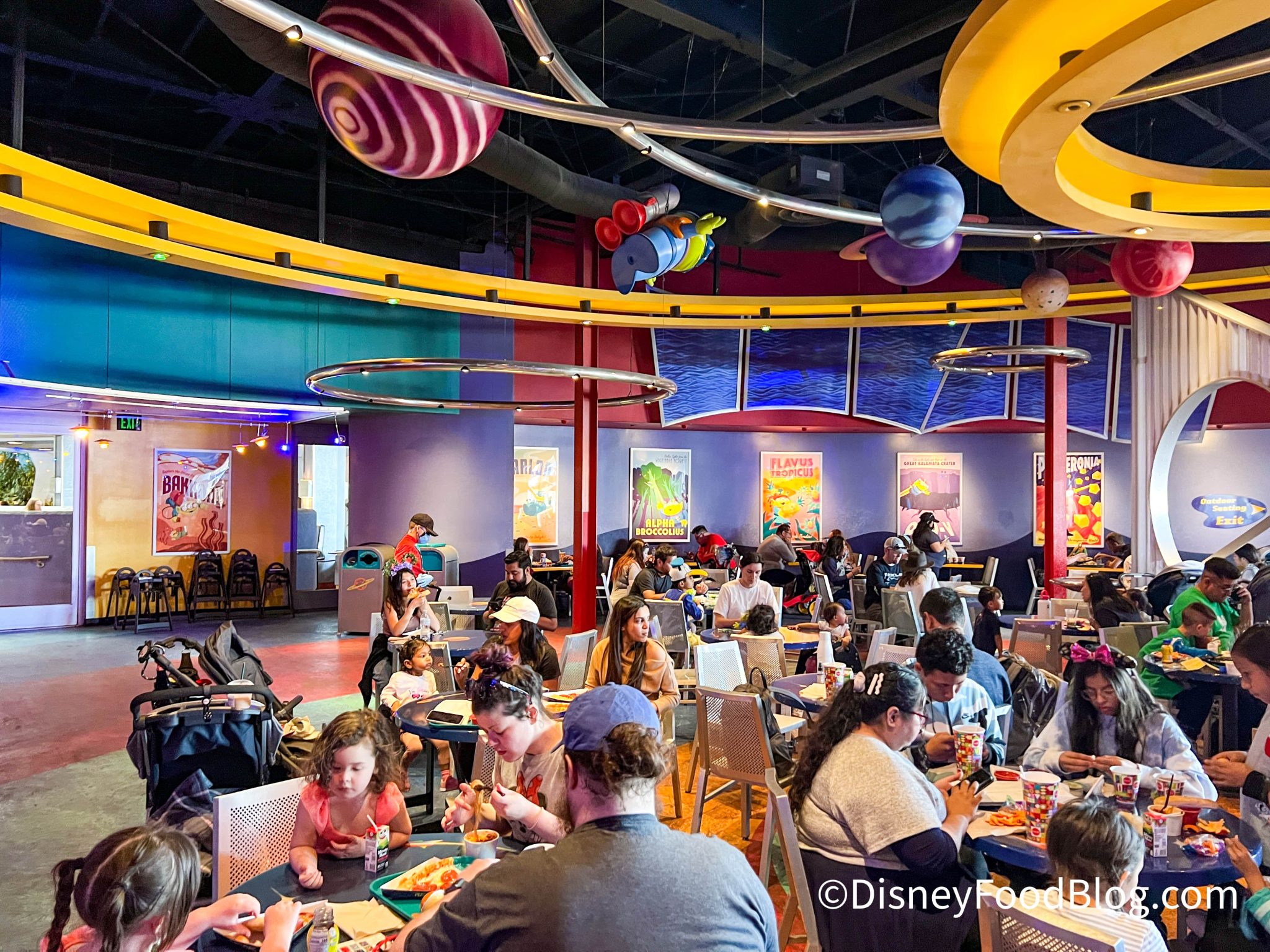 DFB Video: The TRUTH About The Disney Dining Plan - Disney By Mark