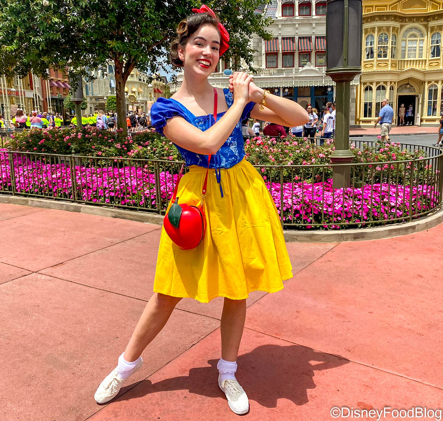 PHOTOS It's Dapper Day In EPCOT and Disney Fans Are Going ALL OUT