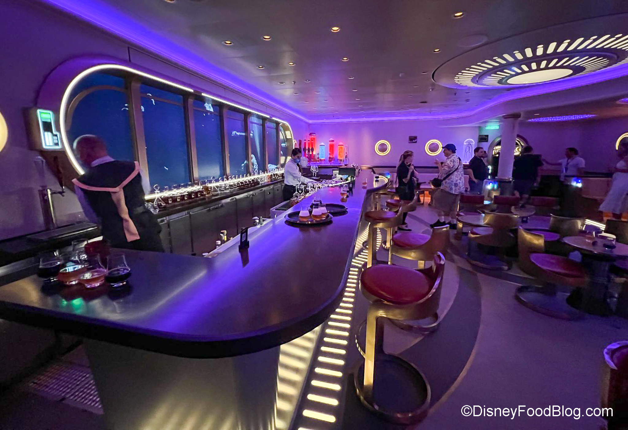 https://www.disneyfoodblog.com/wp-content/uploads/2022/06/2022-port-canaveral-disney-cruise-line-wish-ship-new-star-wars-hyperspace-lounge-atmo-2.jpg