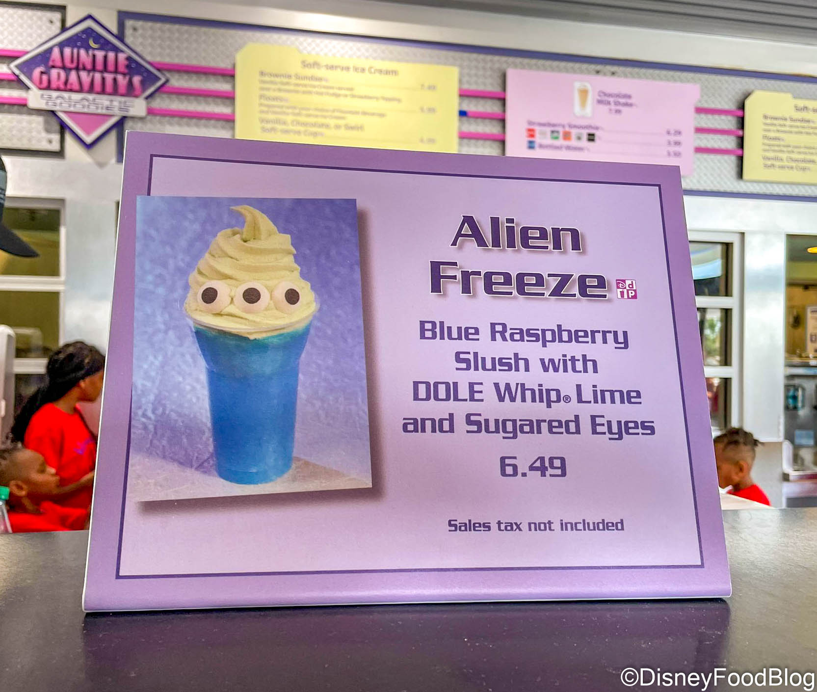 review-a-new-toy-story-themed-dole-whip-is-now-in-disney-world