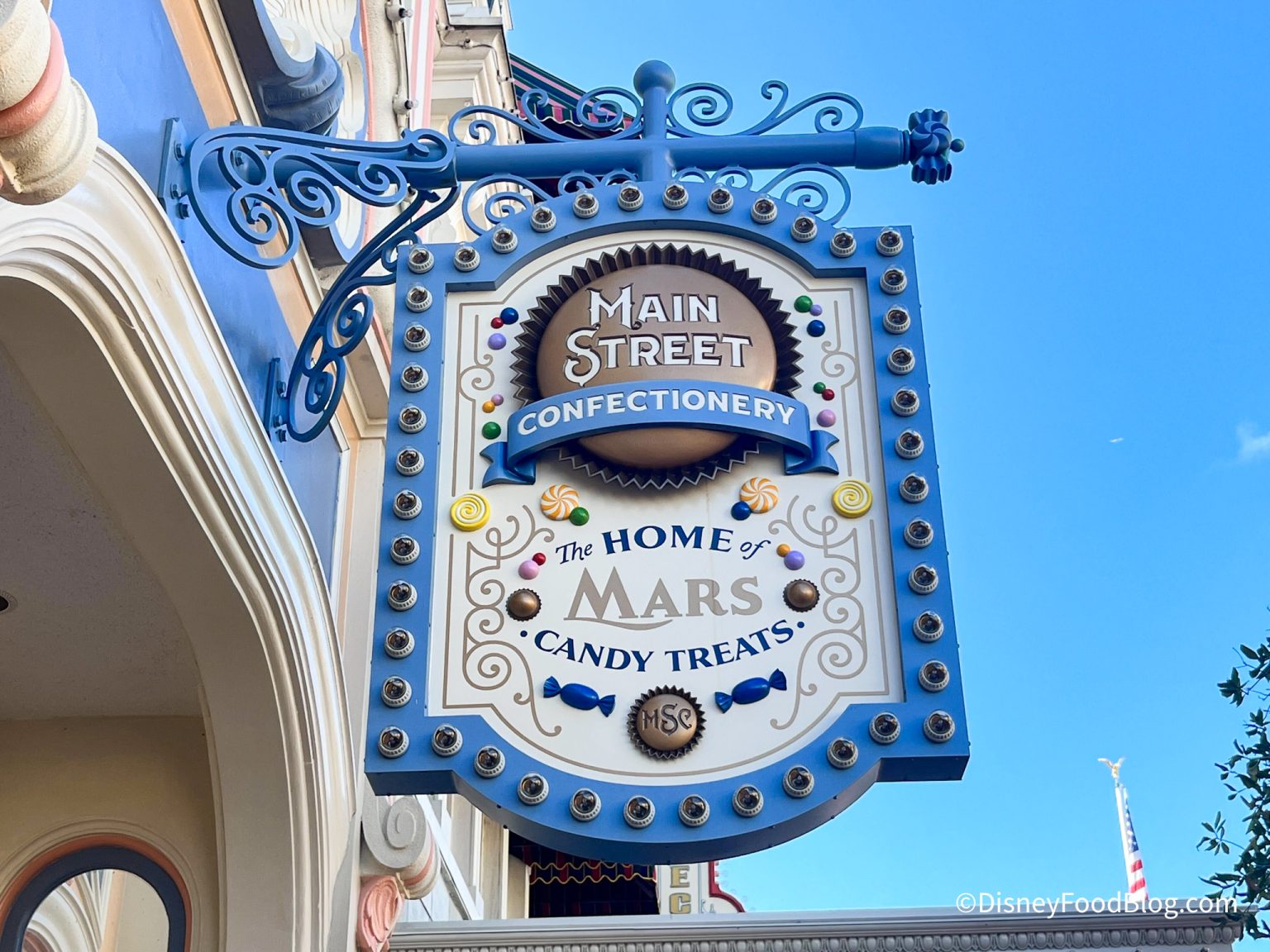 What's New in Magic Kingdom: A 50th Anniversary Treat Has Disappeared ...