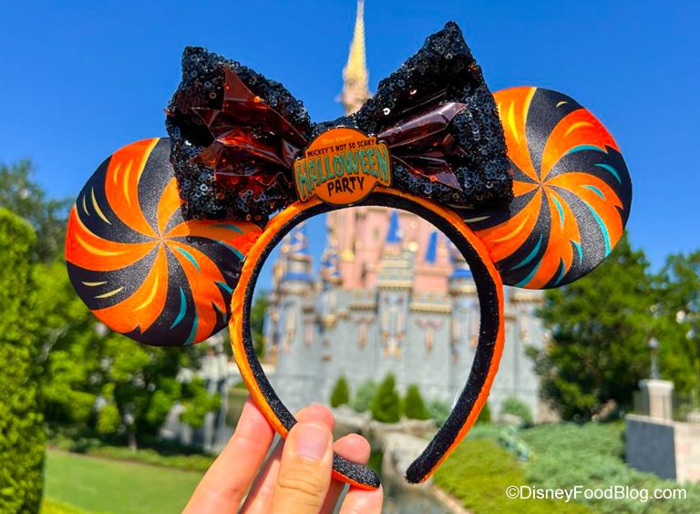 Mickey's Not-So-Scary Halloween Party in Disney World's Magic Kingdom ...