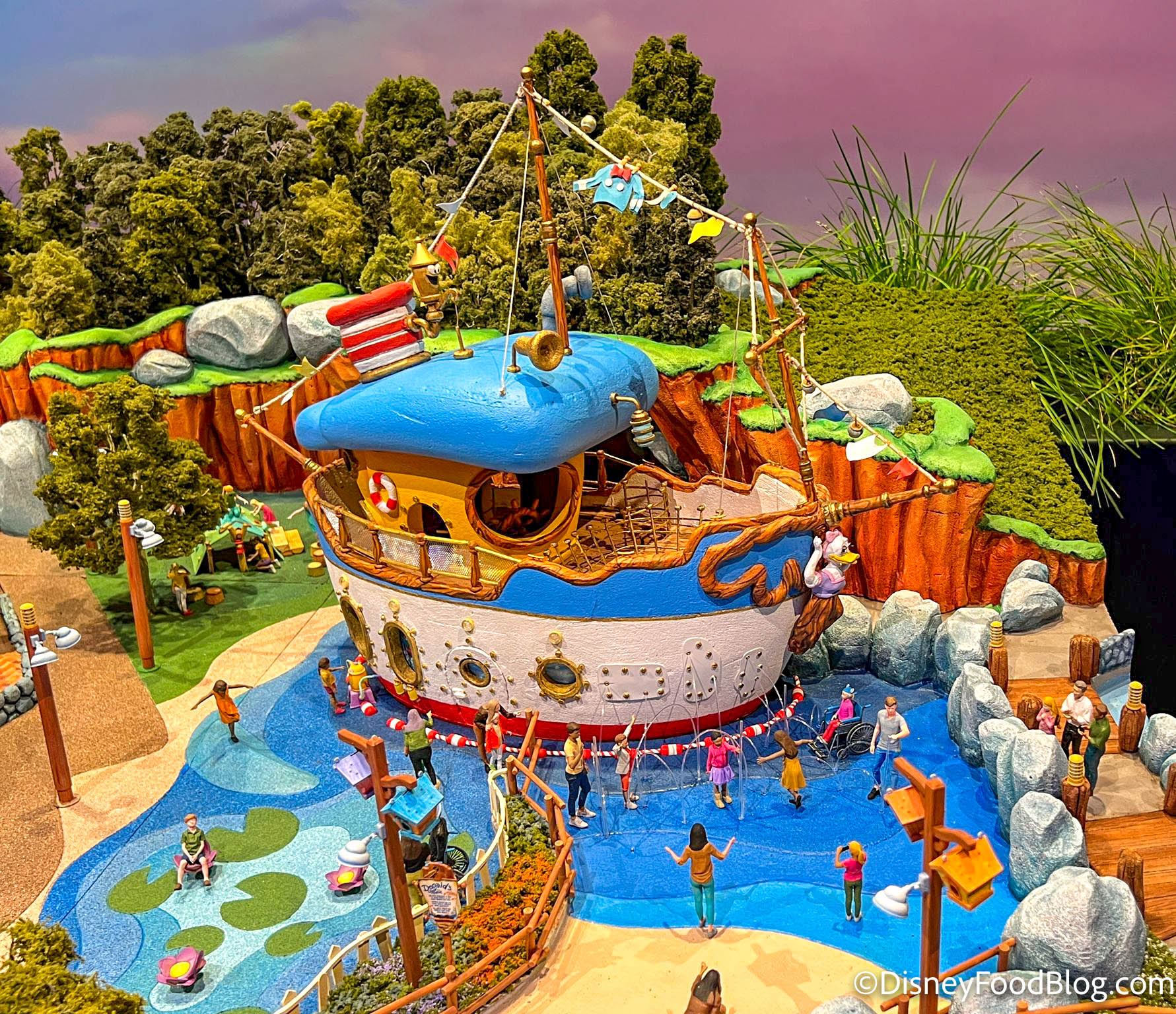 FIRST LOOK at Disneyland's Reimagining of Mickey's Toontown | the