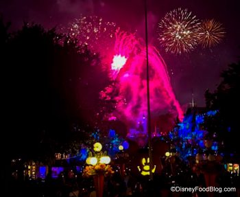 FIRST LOOK at Disneyland's Halloween Fireworks | the disney food blog