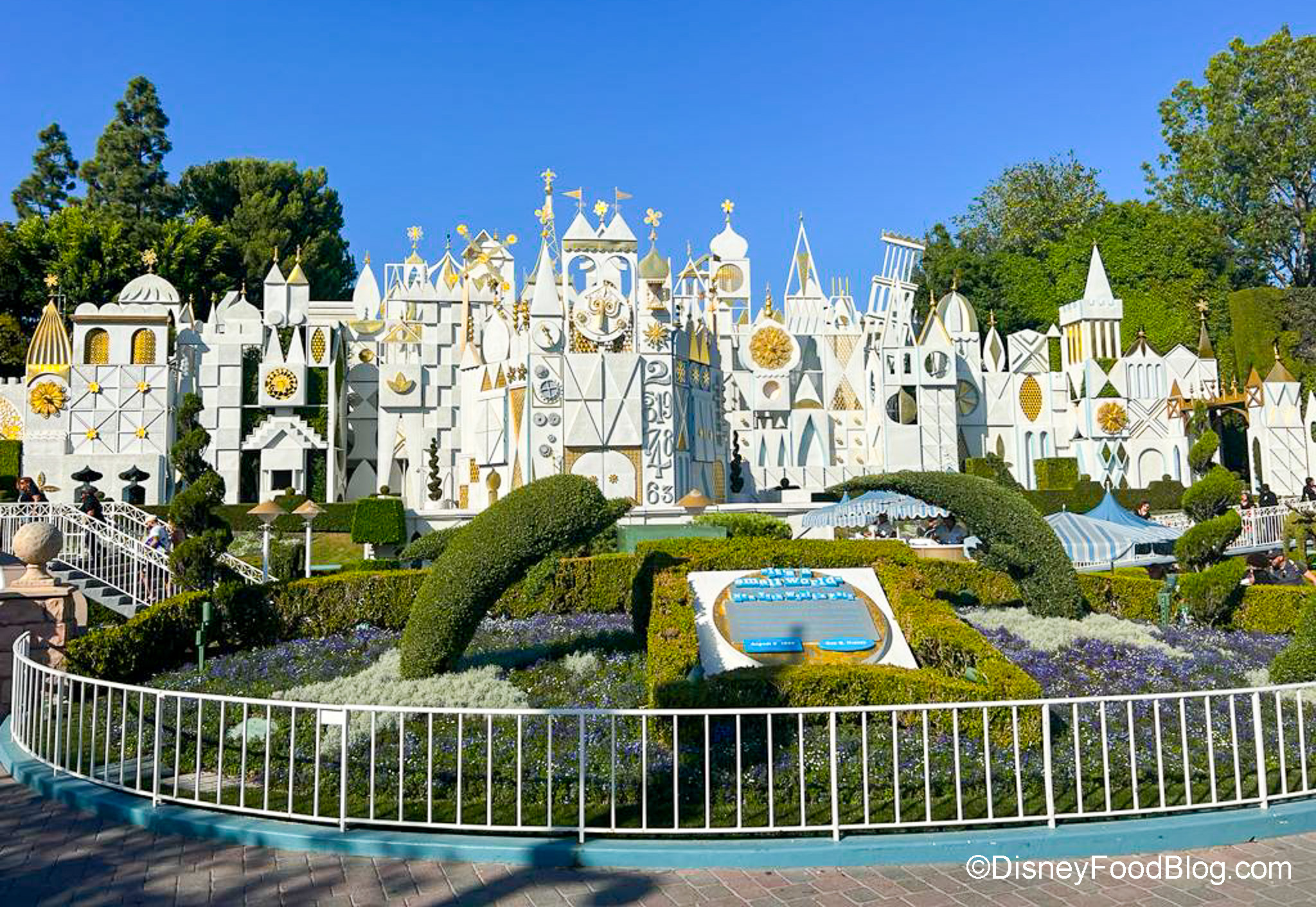 it's a small world Becoming Walk-Through Attraction