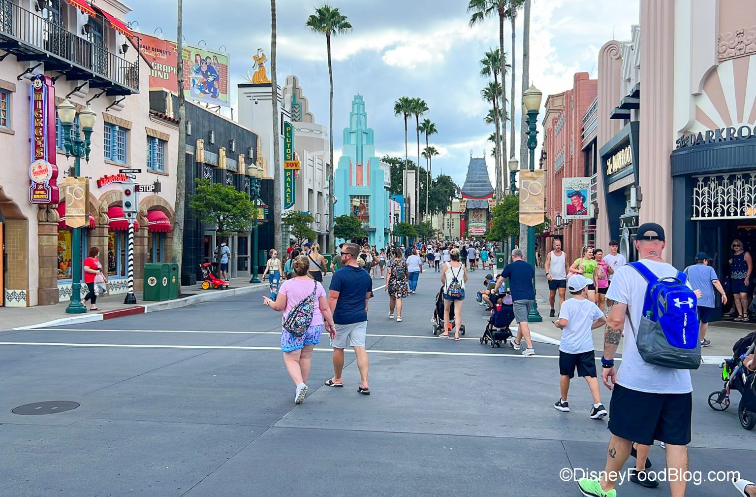 It's a Holiday Weekend in Disney World — Where Are All The People ...