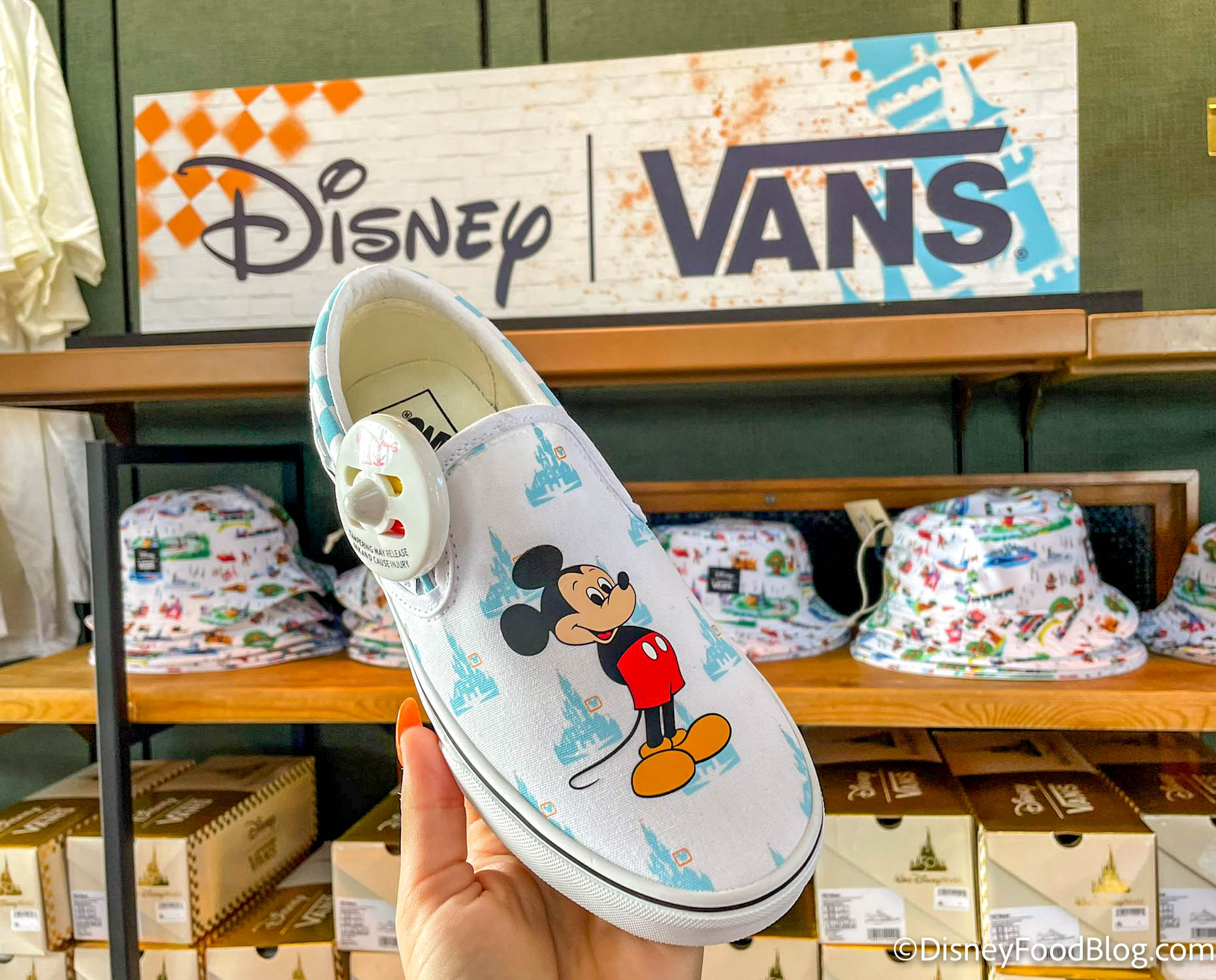 Mesa final Cartero sed NEW 50th Anniversary Vans Slip-on Shoes Are Now in Disney World! | the  disney food blog