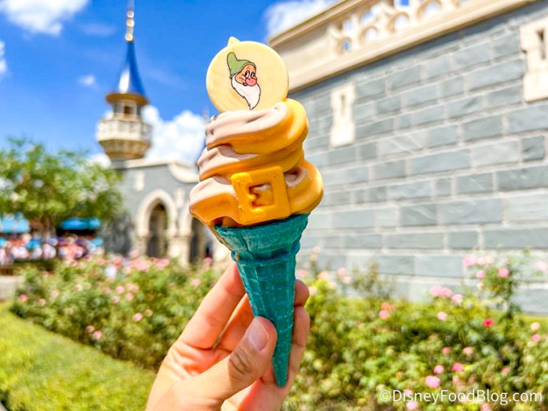 Best Snacks at Magic Kingdom in Disney World for 2023 | the disney food ...