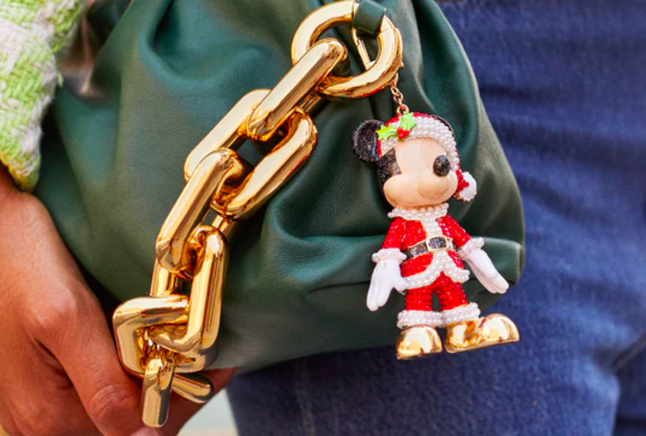I'm in love with these Mickey bag charms from @BaubleBar Thank you to