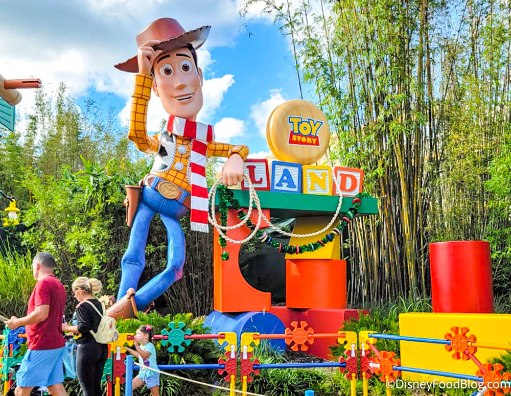 Opening Date DELAYED for Roundup Rodeo BBQ in Disney World's Toy Story Land