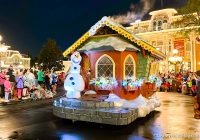 ALL of the Entertainment at Mickey's Very Merry Christmas Party in ...