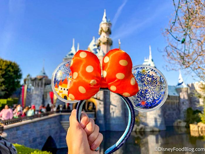 Mickey and Minnie Mouse Keychain – Walt Disney World 2023