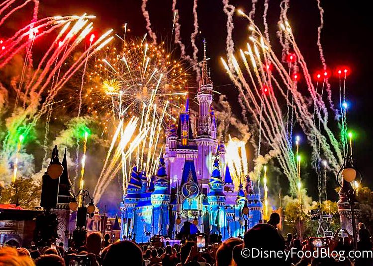 The Worst Week To Go To Disney World | the disney food blog