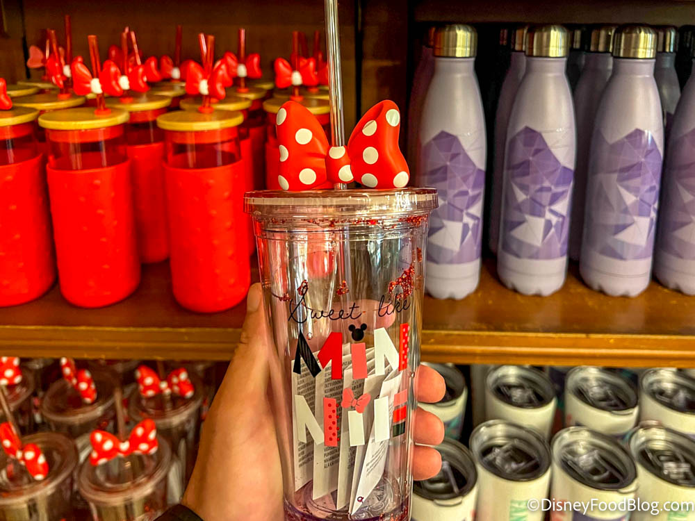 😍 Another tumbler to add to my collection! This new Minnie Mouse