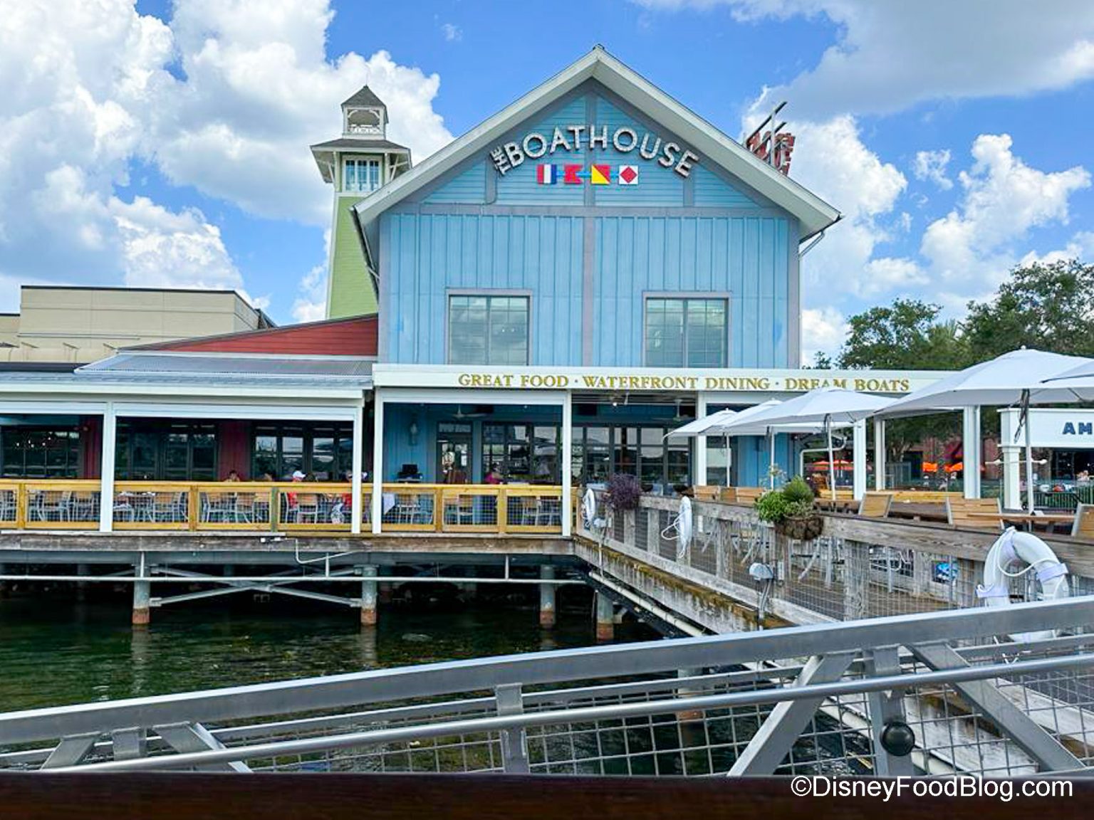 HURRY! There's a NEW (and Adorable) Dessert at The BOATHOUSE in Disney ...