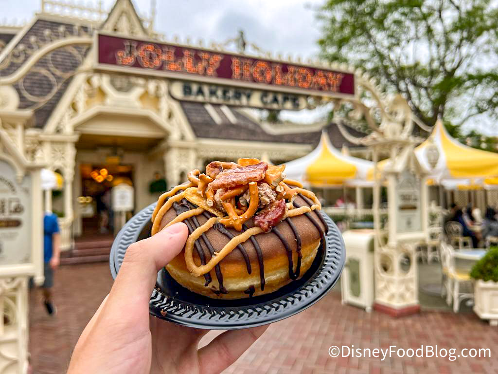 REVIEW: Father's Day Donut from Disney's Jolly Holiday Bakery