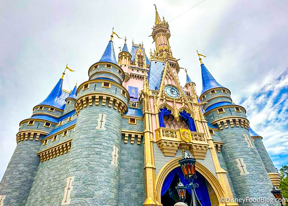 2023 Wdw Atmo Mk Magic Kingdom Cinderella Castle Stock 3 