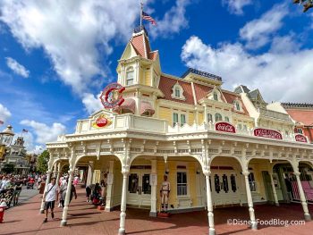 10 of the Best Fast Food Values in Disney World | the disney food blog