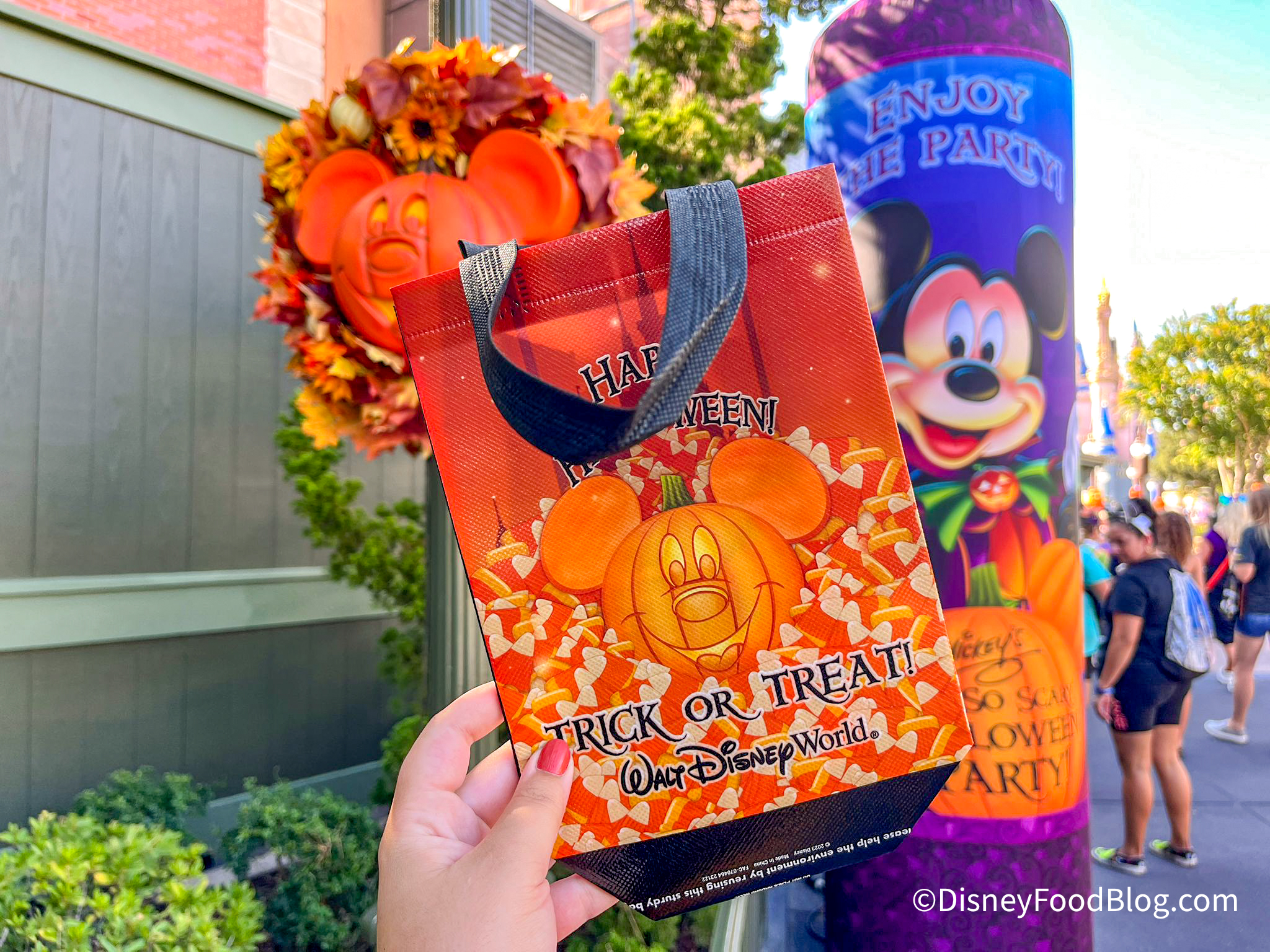 Check Out the NEW Reusable Treat Bags for Mickey’s NotSoScary