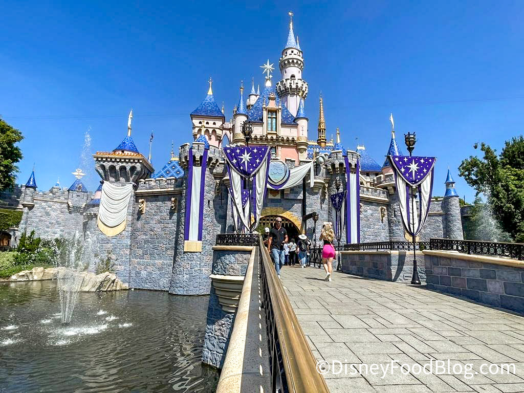 2023 DLR Disneyland Sleeping Beauty Castle Atmo 4 