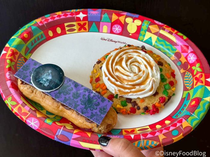 Photos AND Reviews: ALL the Fall and Halloween Treats in Disney