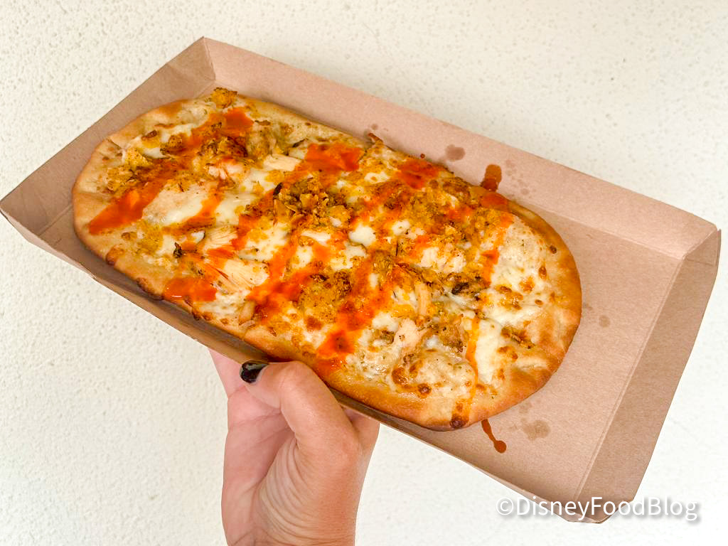 REVIEW Did We Just Find GOOD PIZZA In Magic Kingdom Disney By Mark