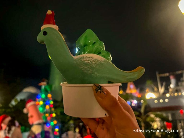 Photos and Reviews: Treats at Jollywood Nights in Disney's Hollywood ...