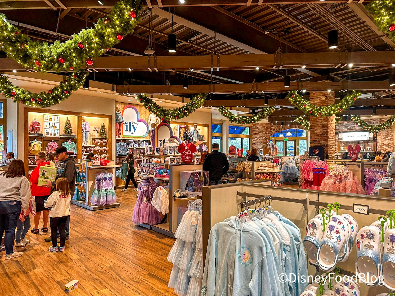 🚨Shopping in Disney World Just Got EASIER!🚨 | the disney food blog