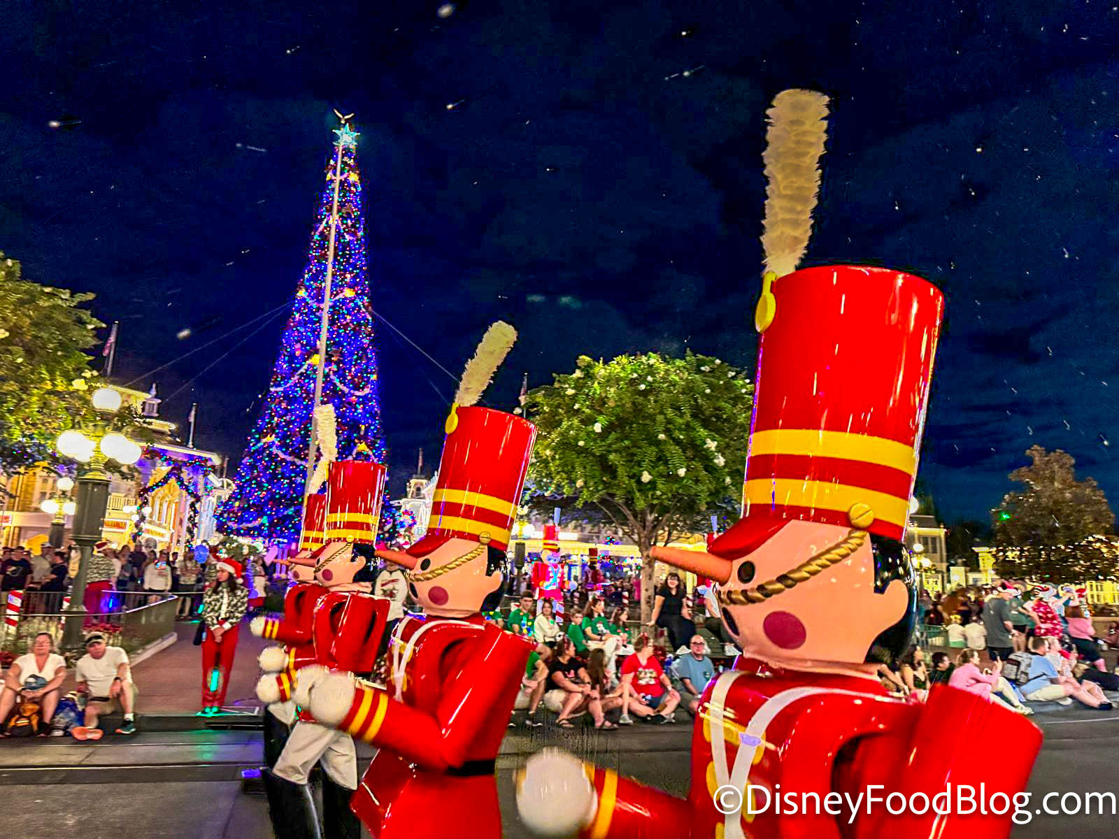 The New Problem That's Suddenly Plaguing Mickey's Very Merry Christmas