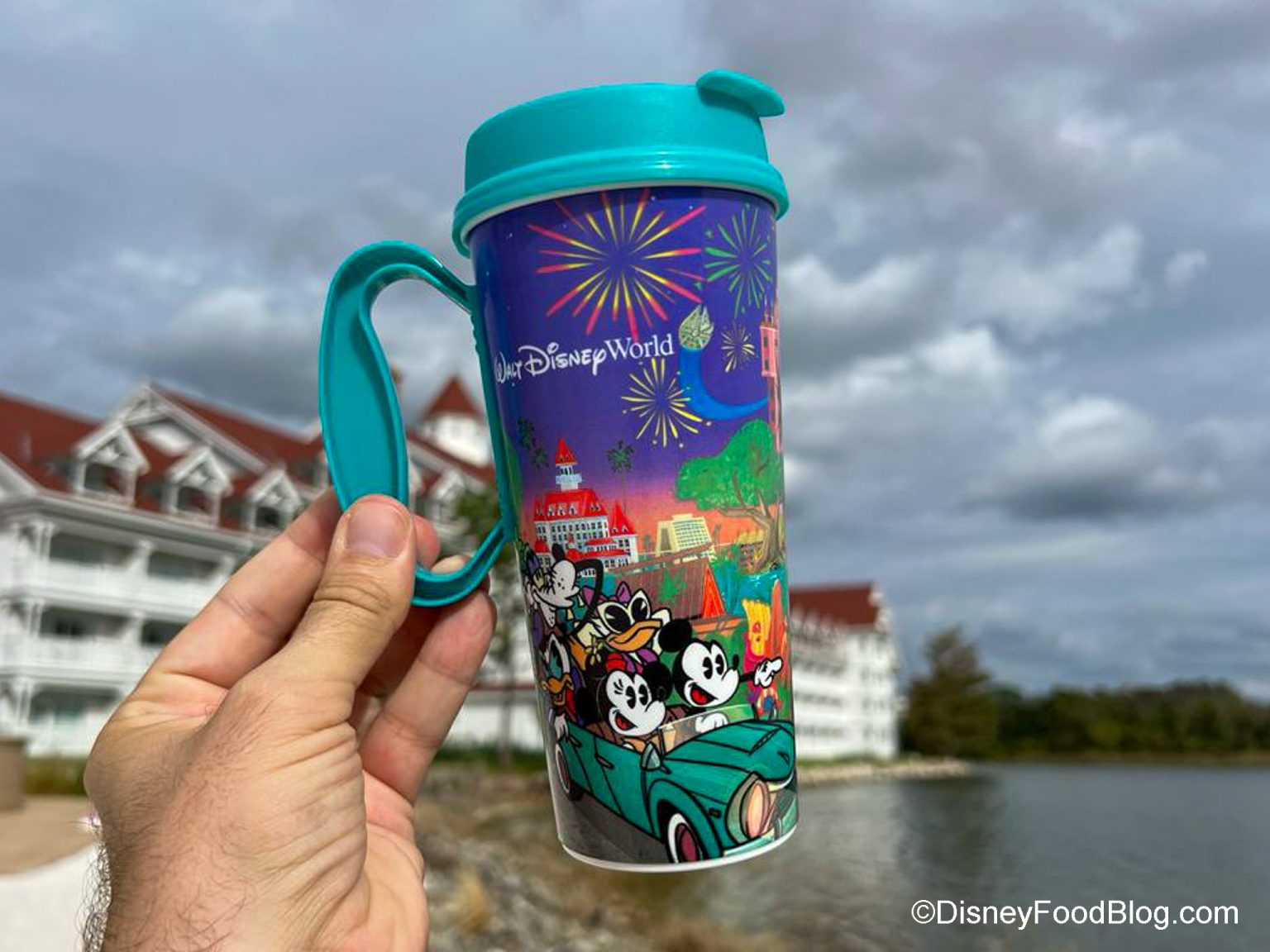 Attention, Souvenir Collectors: A NEW Disney Starbucks Mug Is HERE ...