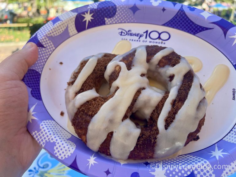 Pixar Fest Eats Yodeling Cowgirl Pretzel In Disneylands Frontierland The Disney Food Blog 