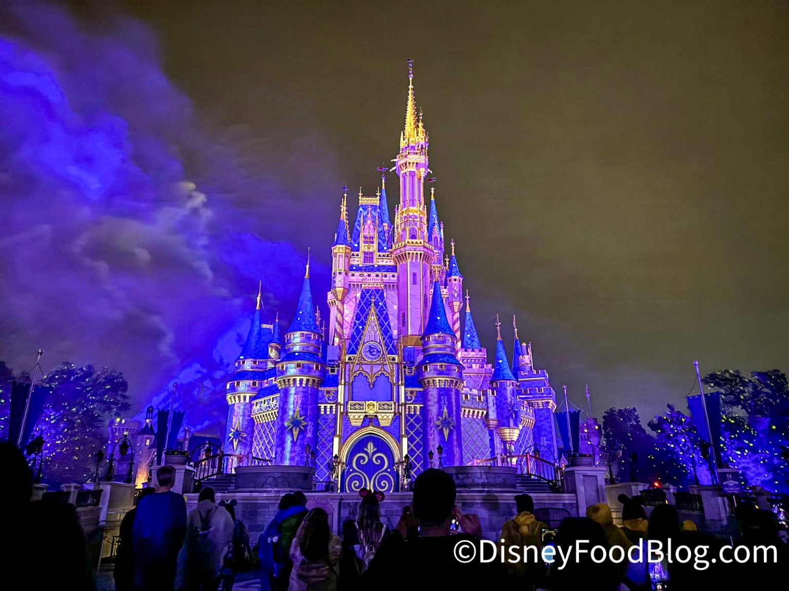 DFB Video Mistakes To Avoid In Disney World In 2024 The Disney Food Blog   2024 WDW Magic Kingdom After Hours Disney Enchantment Fireworks Atmo 03 1536x1152 