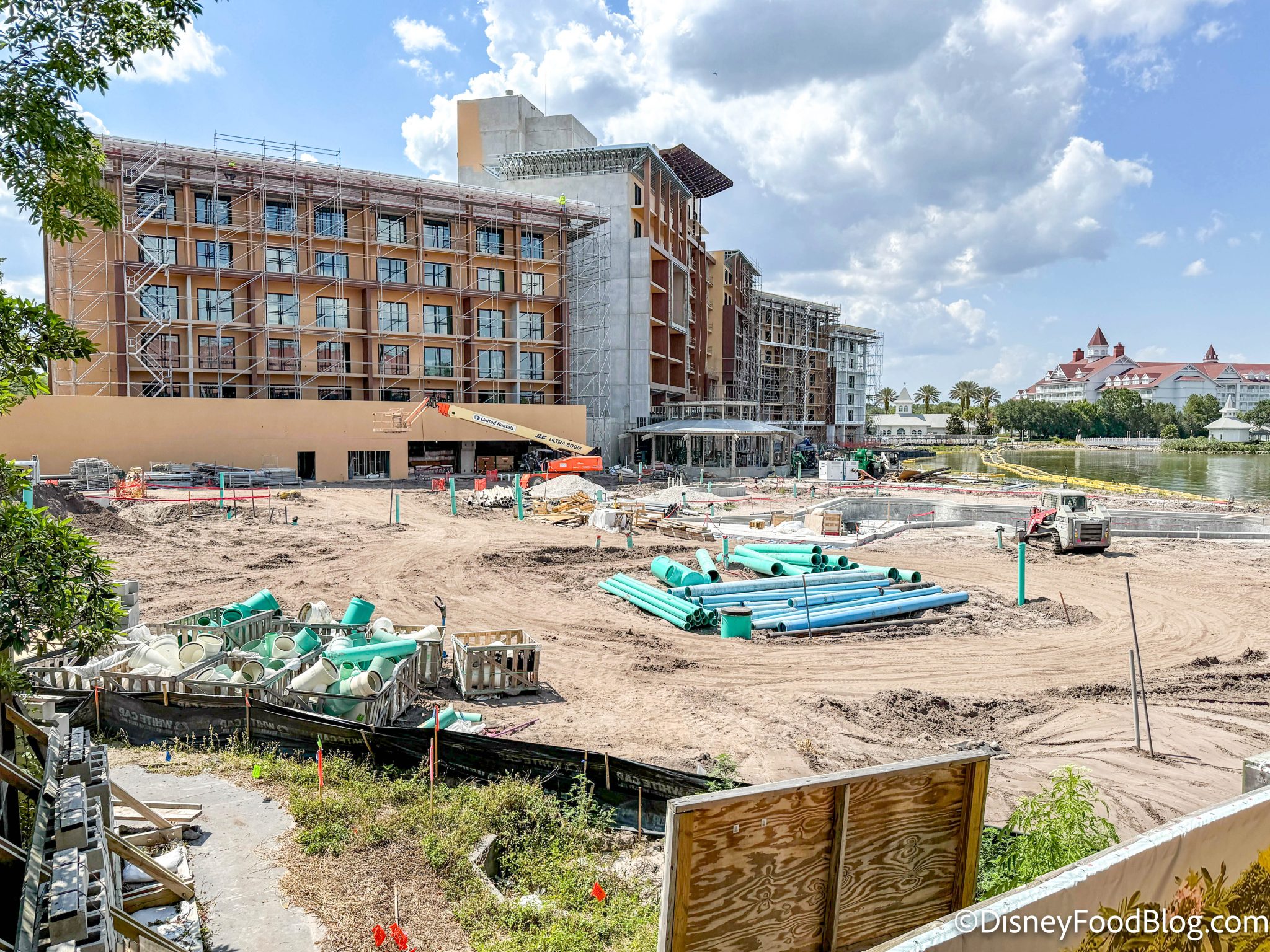 🚨You Can Book Disney World's NEWEST Hotel Rooms TODAY!🚨 the disney