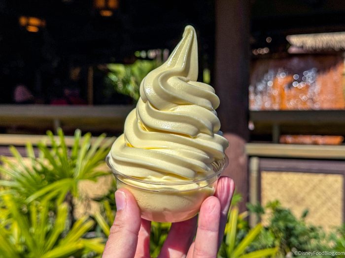 2025-WDW-MK-pineapple-dole-whip-aloha-is