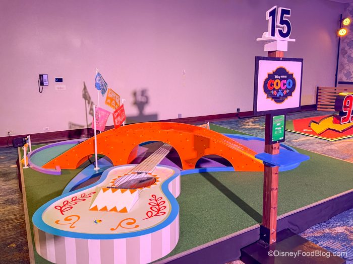 2025-dlr-pixar-place-hotel-pixar-putt-co