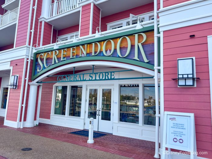 2025-wdw-boardwalk-store-screen-door-700