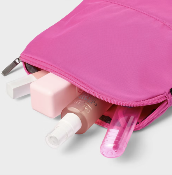 target-magenta-toiletry-bag-2025-590x600