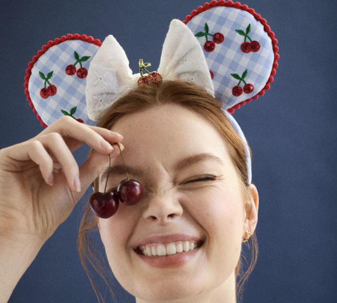 2025-Minnie-Mouse-Cherry-Ears-Headband-b