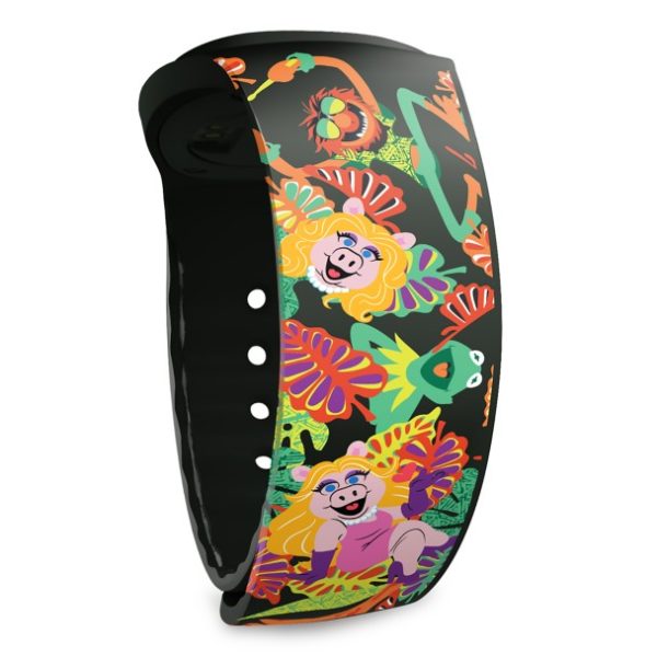 2025-disney-store-The-Muppets-MagicBand-