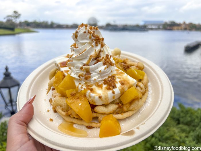 DFB-Peaches-‘n-Cream-Funnel-Cake-Stand-2