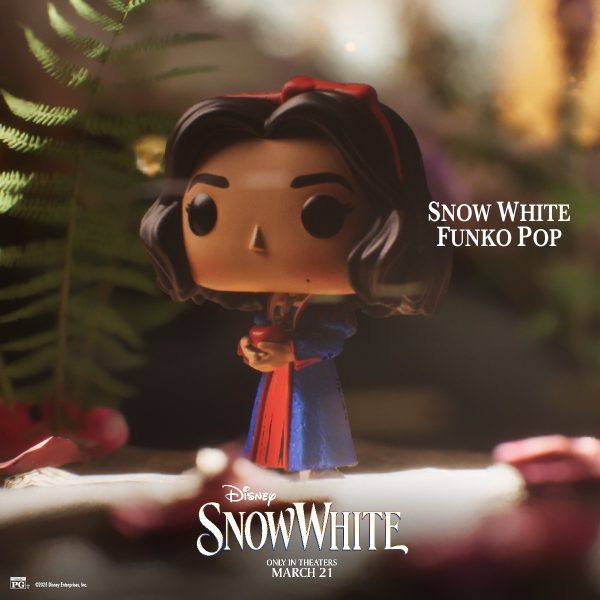 regal-snow-white-funko-pop-600x600.jpg